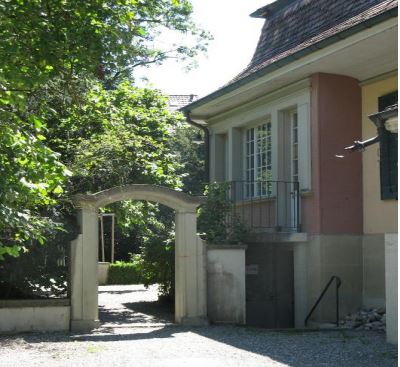 Eingang Bernaupark / Villa Bernau
