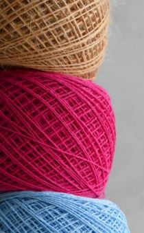 Selbst gestrickte Decke