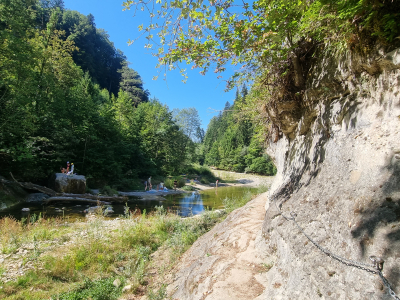 Wandergruppe - Herbstfarben im Sensegraben